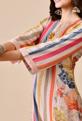 Luxurious Peach Muslin Silk Kashmiri Embroidered Kurta with Pants - Set of 2