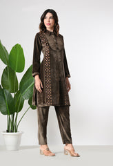 Coffee Super Soft Velvet 2 Piece Set With Pants - Set of 2