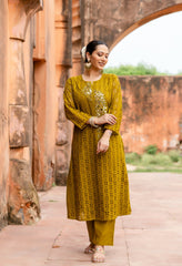 Green Cotton Schiffli Work A-Line Kurta Set With Real Mirror Work-Set of 2