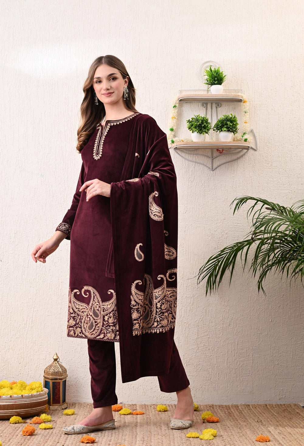 Elegant 3 - piece Pure Velvet Set - Fine Strings