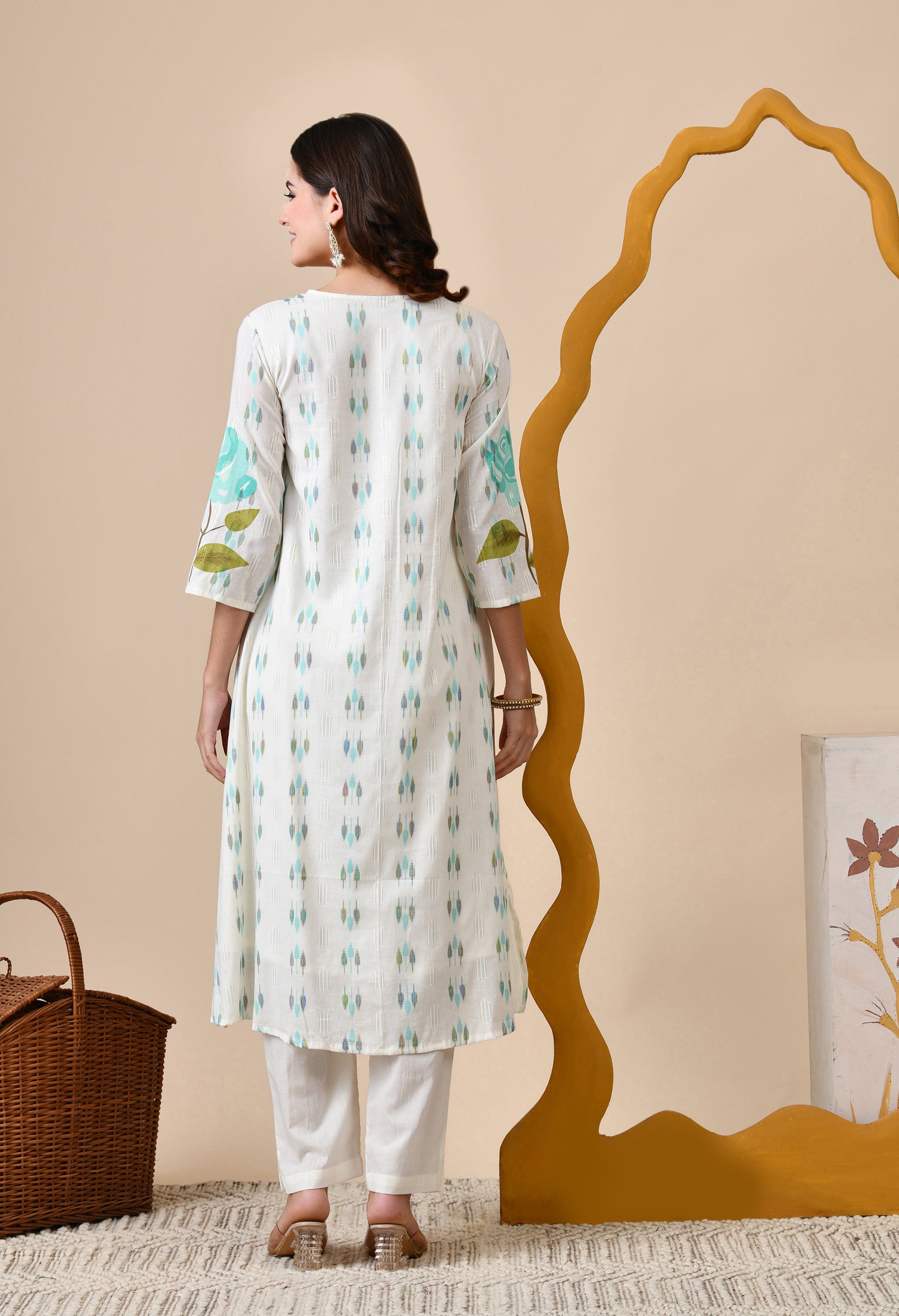 White A-line Hand-Painted Mul Cotton Kurta with Pants- Set of 2.