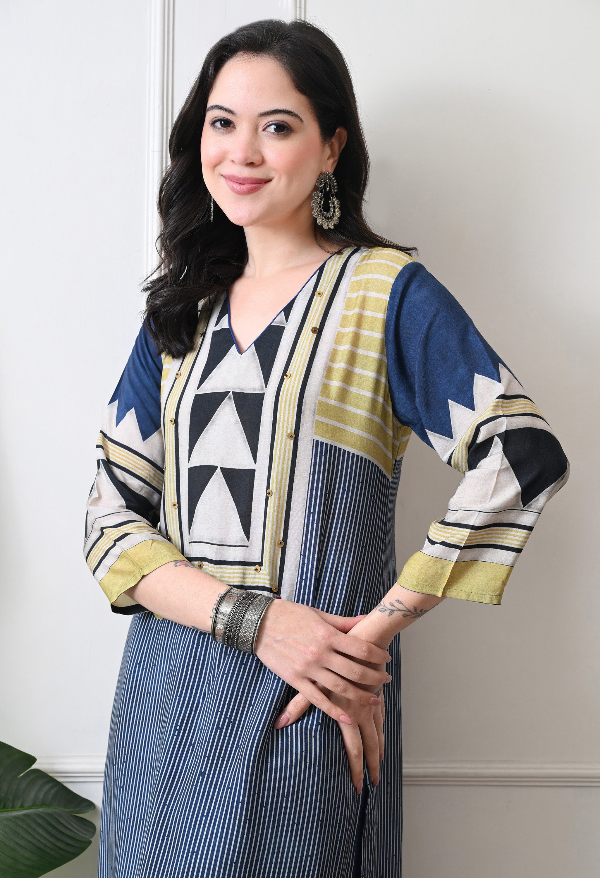 Blue Muslin Abstract Print Kurta with Pants- Set of 2