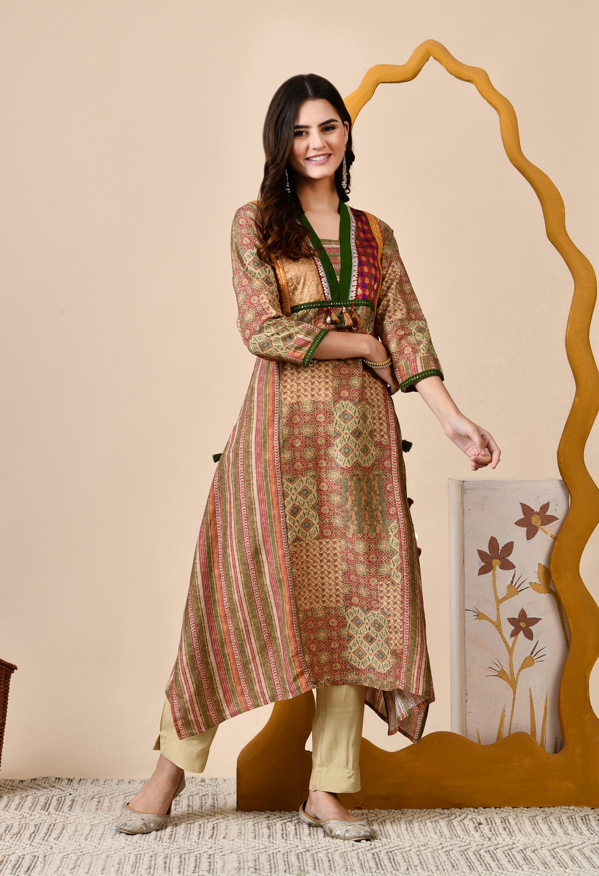 Luxurious Beige Muslin Silk Set with Brocade Banarasi Neckline and Tassels - Set of 2
