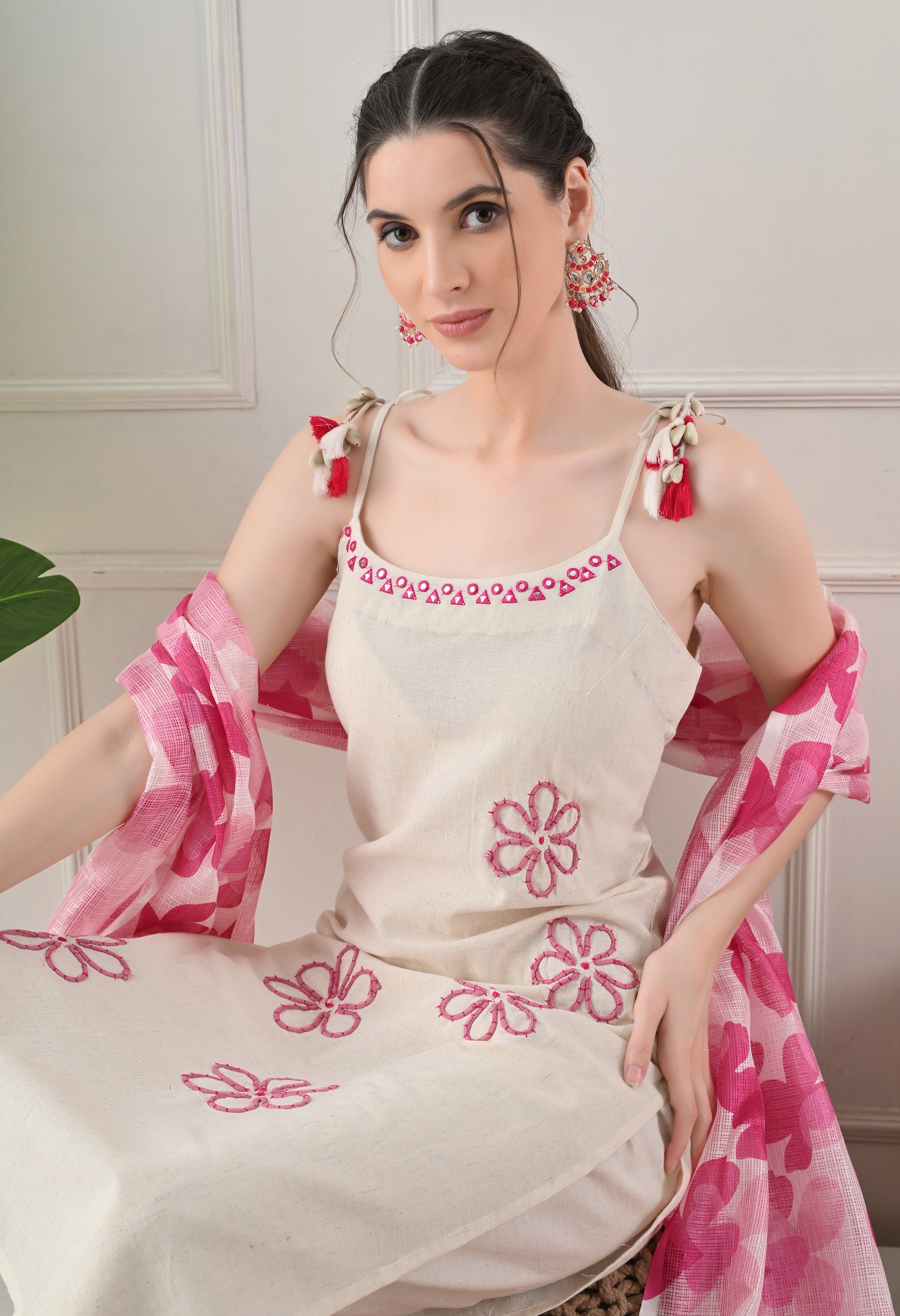 Cream Cotton Suit with Dori Work, Noddle Straps -Set of 3