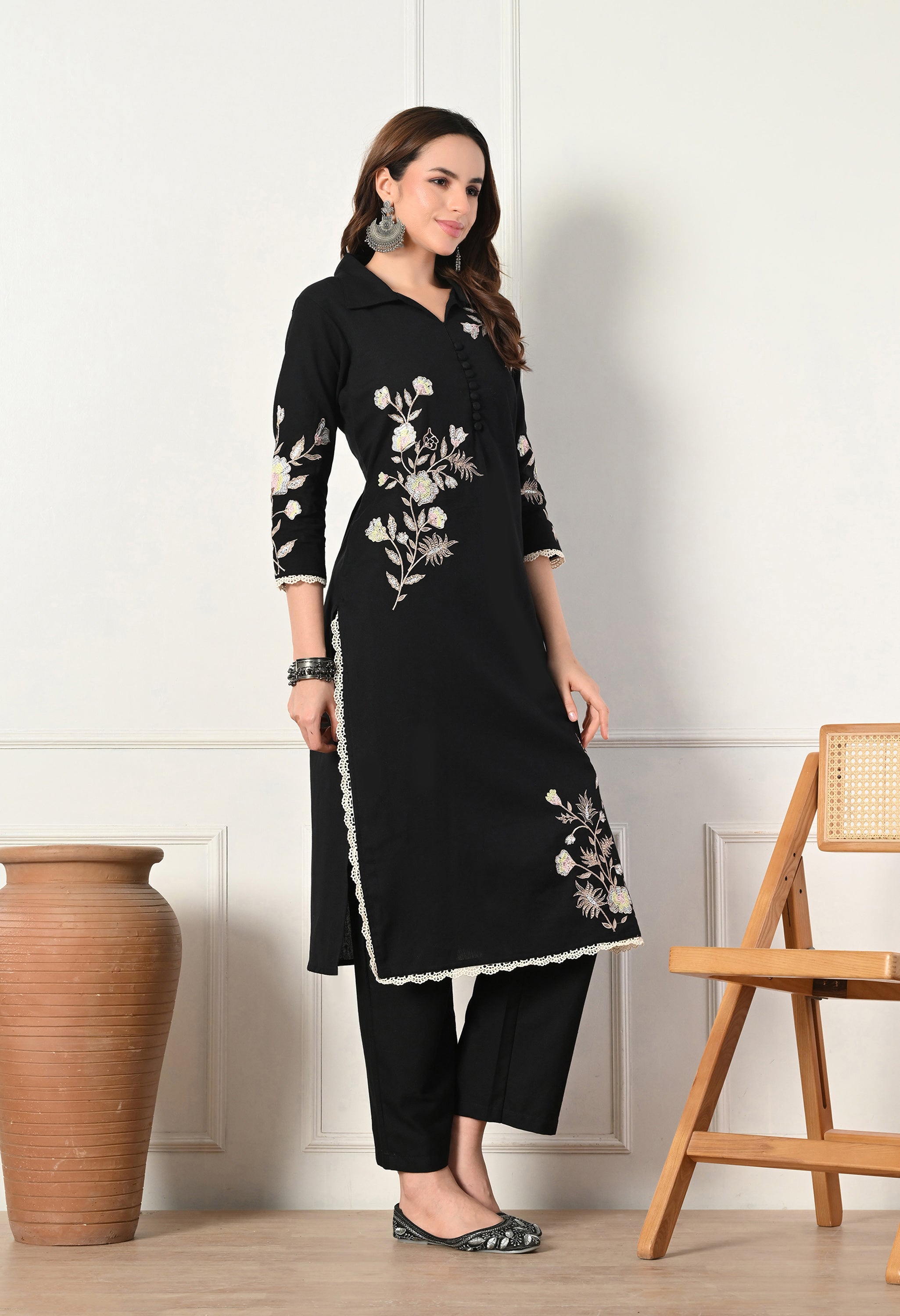 Black Cotton Flex Embroidered Kurta with Pants- Set of 2