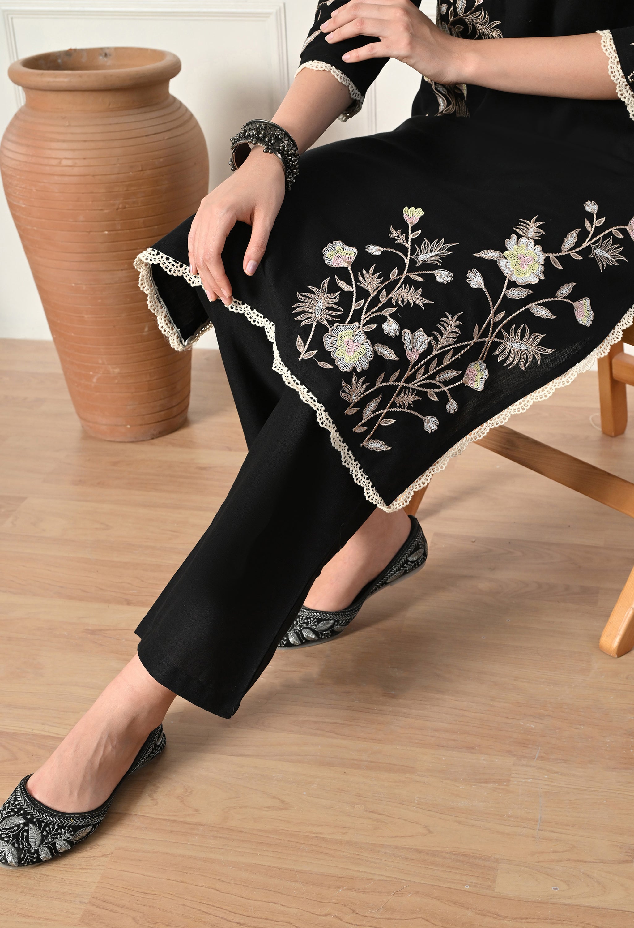 Black Cotton Flex Embroidered Kurta with Pants- Set of 2