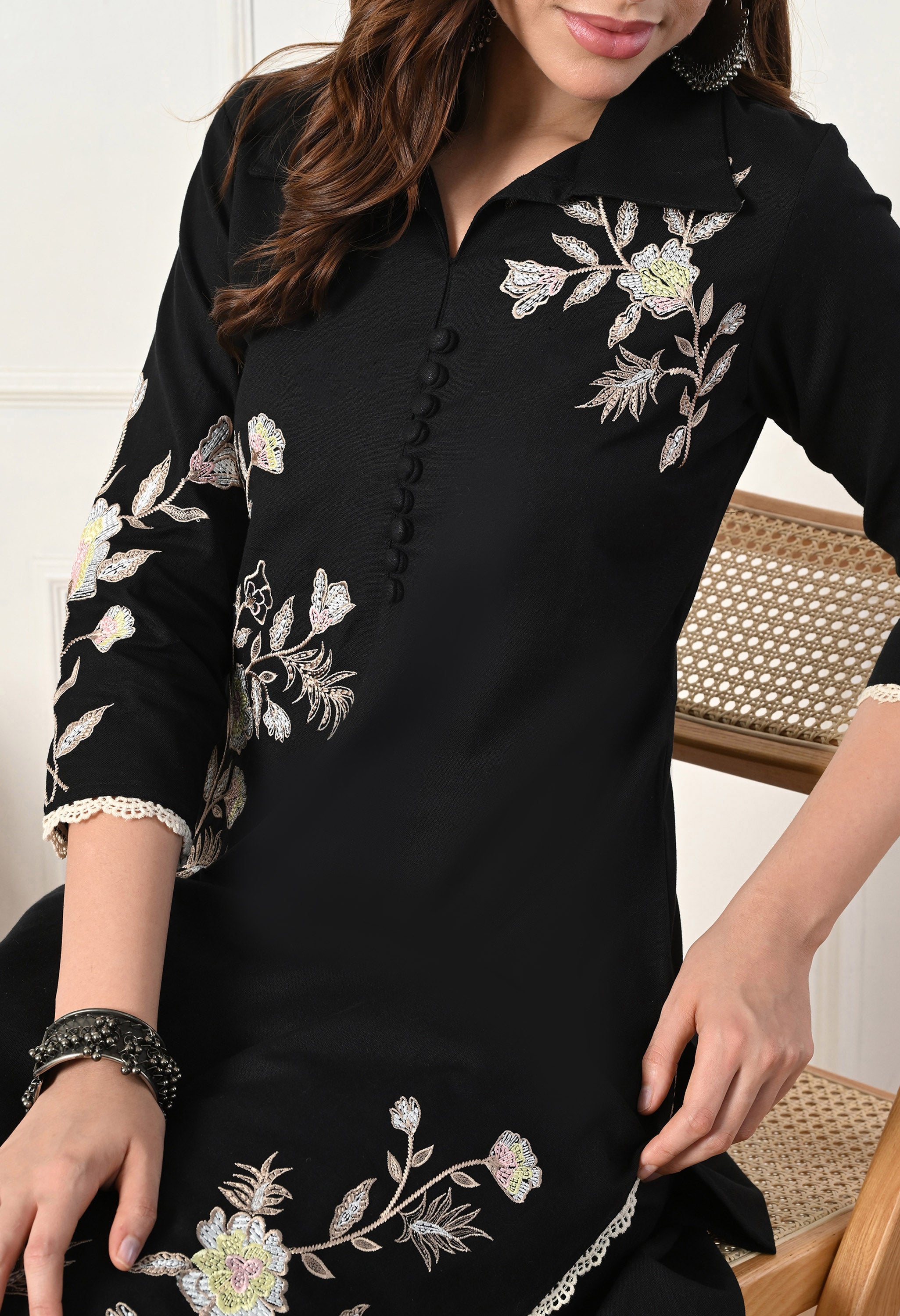 Black Cotton Flex Embroidered Kurta with Pants- Set of 2