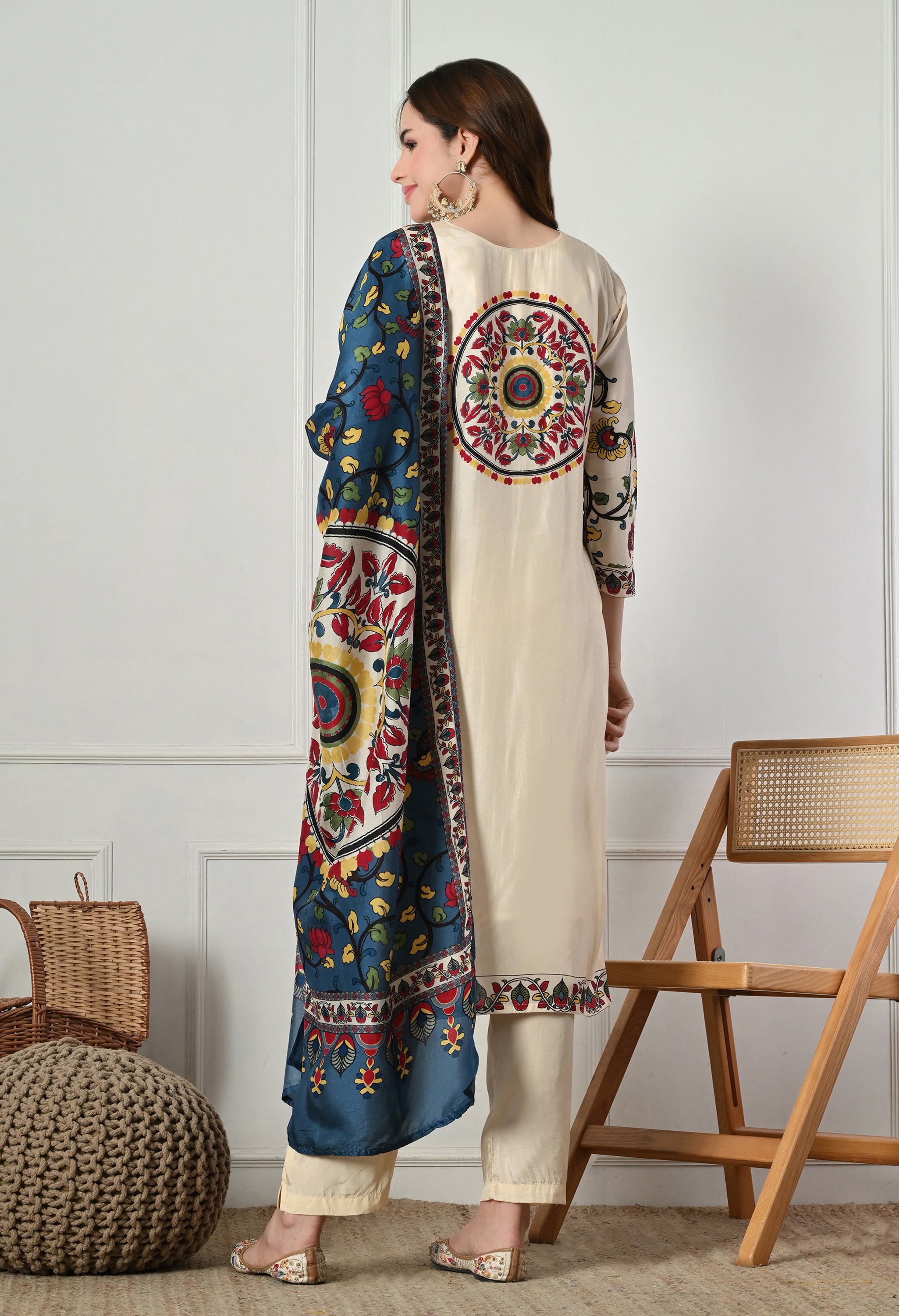 Cream Muslin Digital Print Embroidered Suit-Set of 3