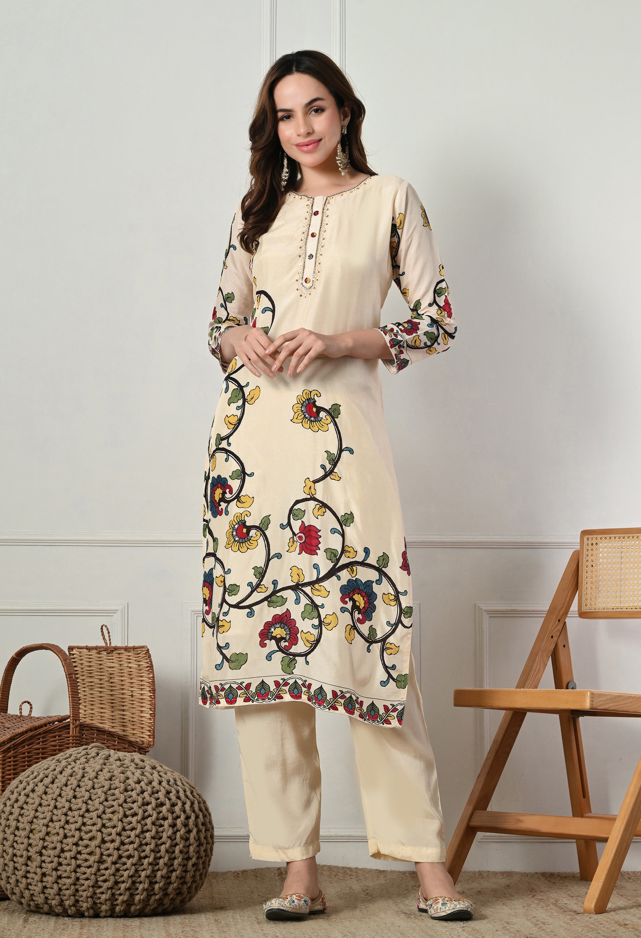 Cream Muslin Digital Print Embroidered Suit-Set of 3