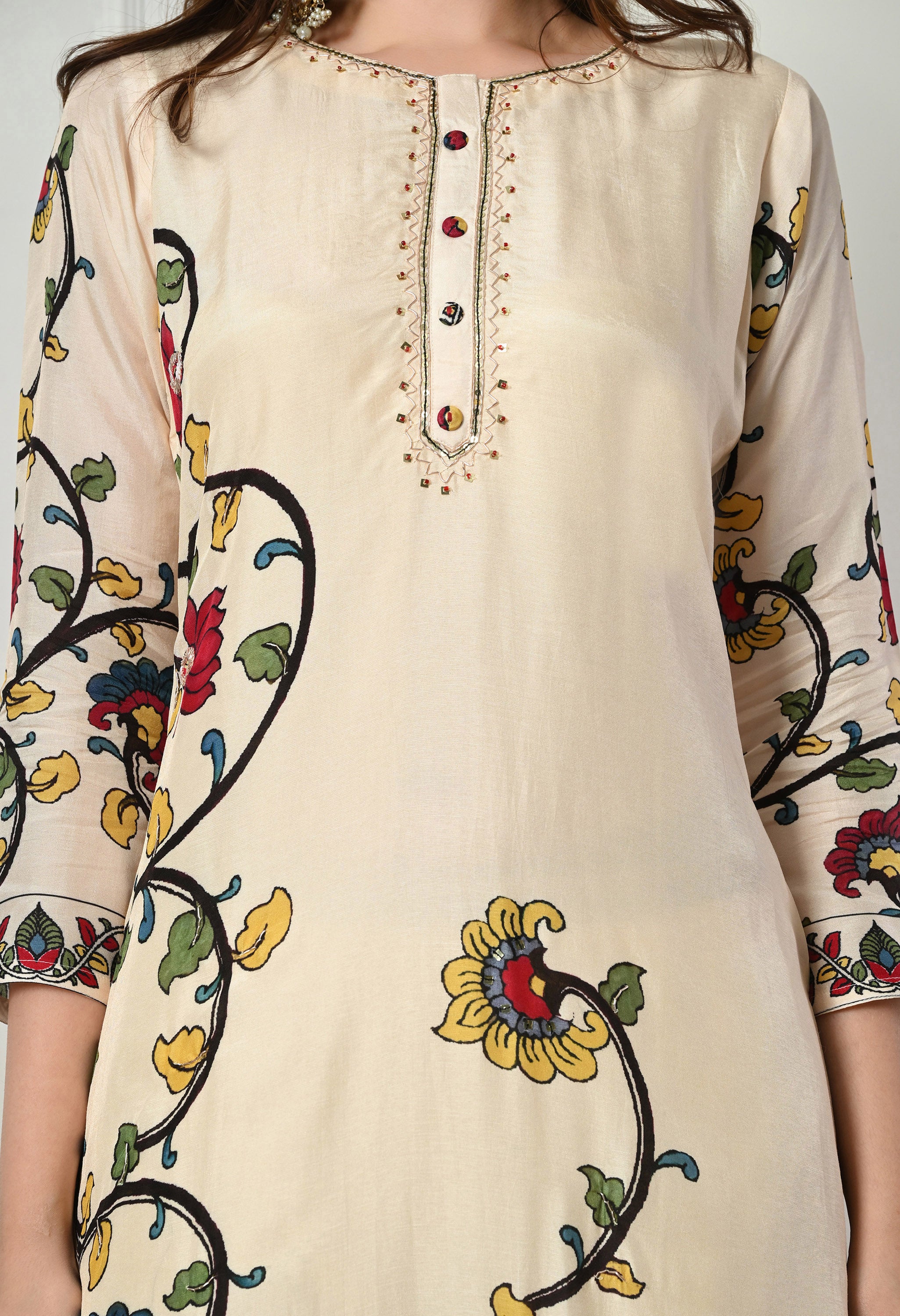 Cream Muslin Digital Print Embroidered Suit-Set of 3
