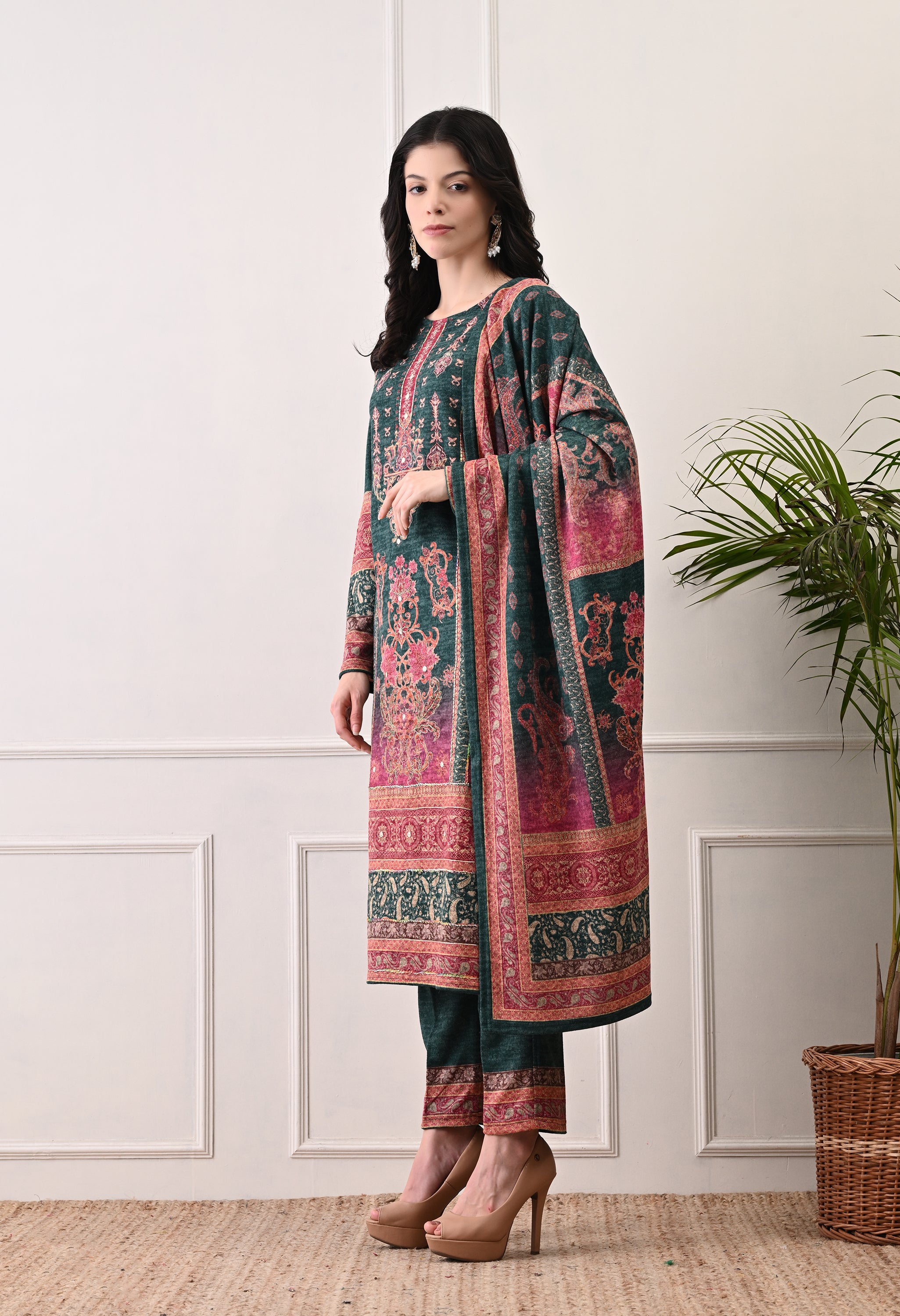 Green with Pink Ombre Digital Print Suit with Zari Work Detailing - Set of 3