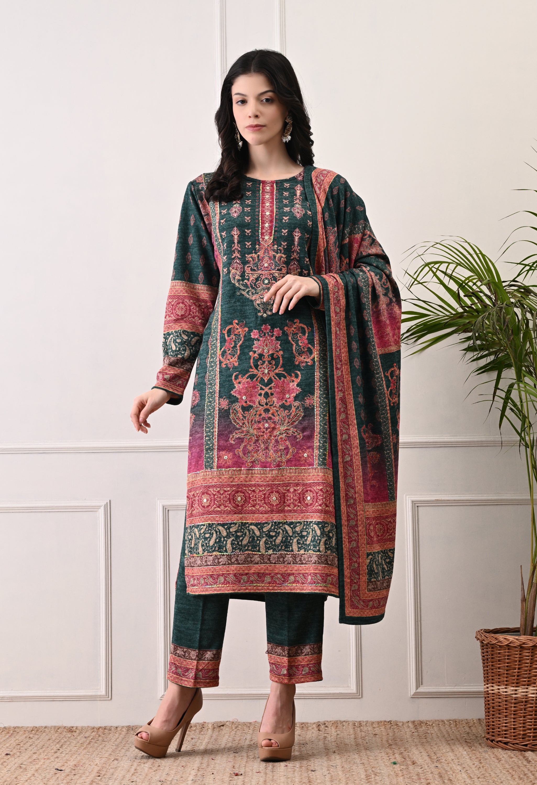 Green with Pink Ombre Digital Print Suit with Zari Work Detailing - Set of 3