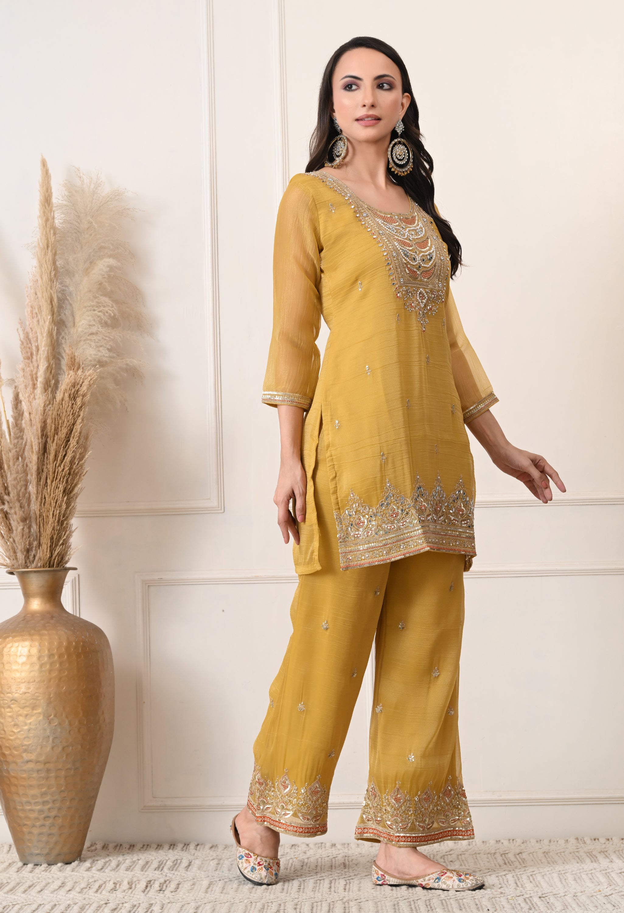 Golden Crush Shimmer Tissue Zari Embroidered Suit- Set of 3
