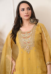 Golden Crush Shimmer Tissue Zari Embroidered Suit- Set of 3