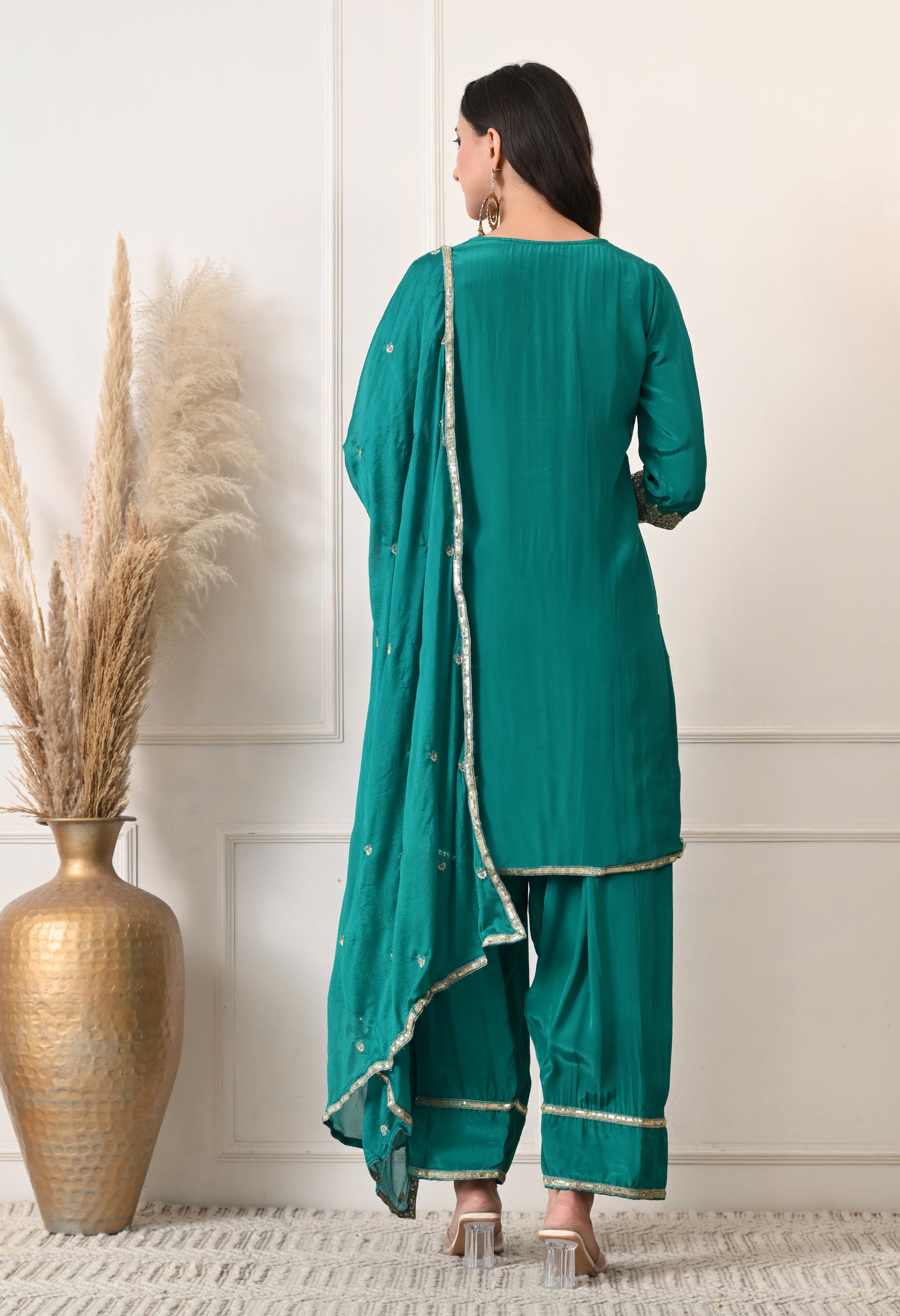 Sea Green Crepe Dabka Zari Embroidered Suit- Set of 3