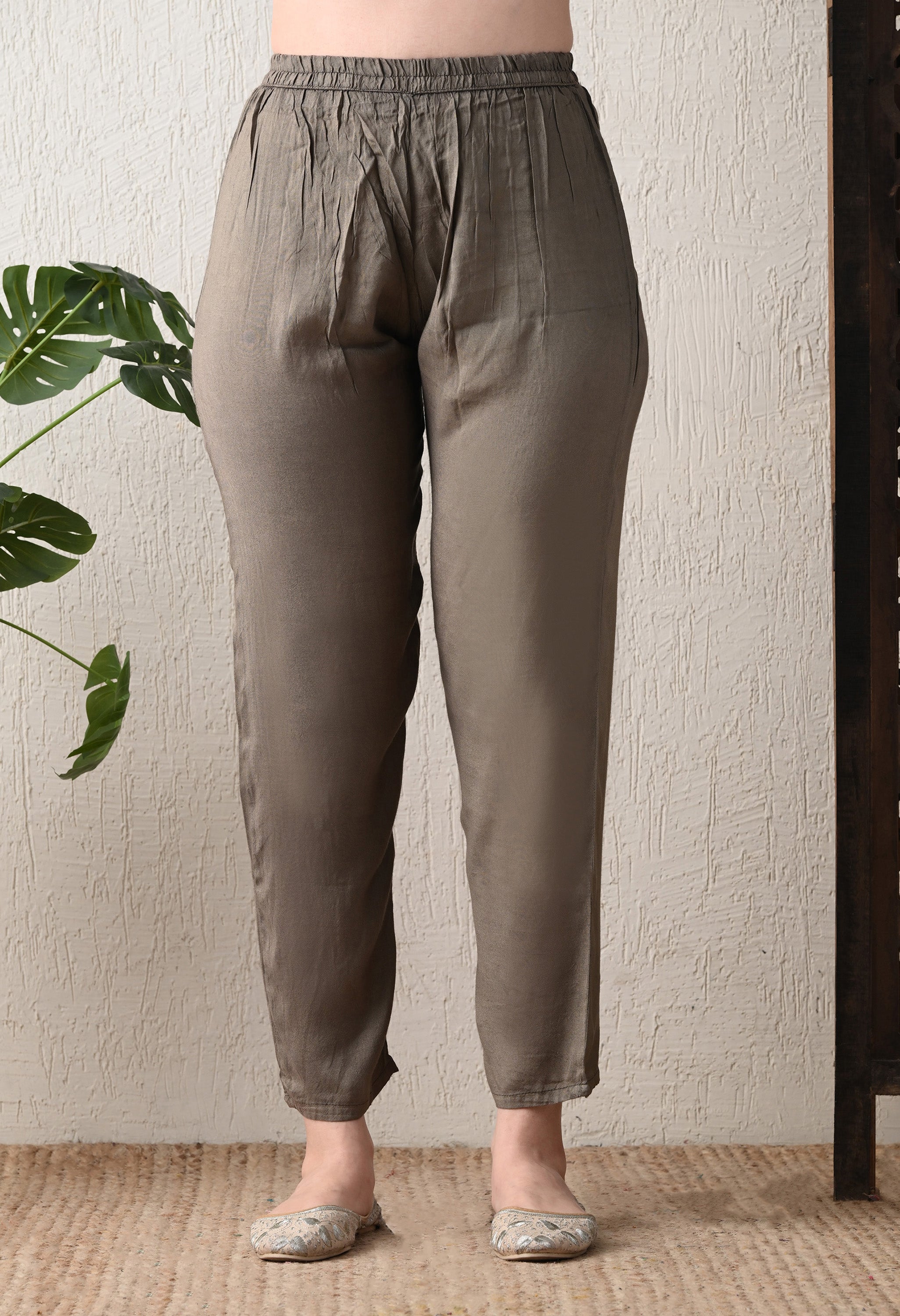 Grey Shimmer Tissue Silk Embroidered Digital Print Suit -Set of 3