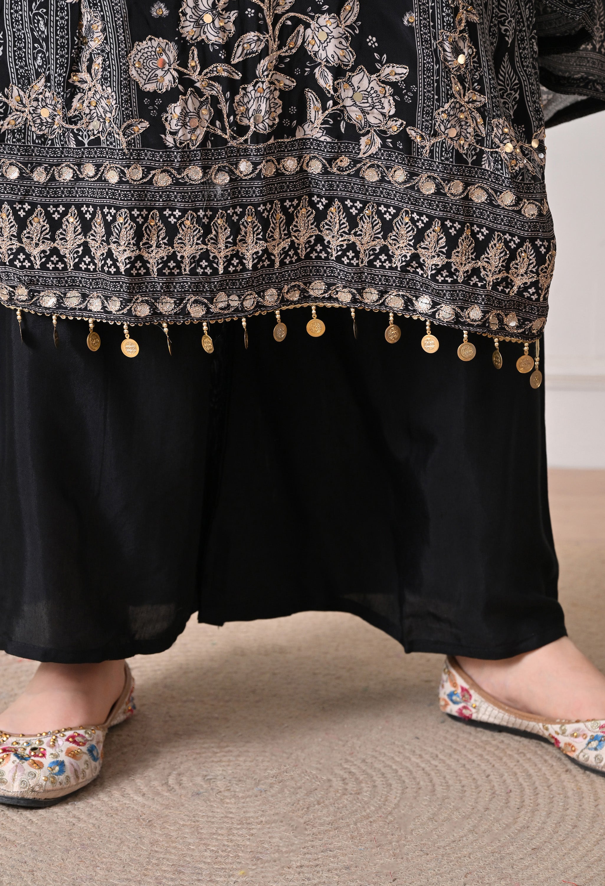 Black Crepe Zari & Gotta Embroidered Suit- Set of 3