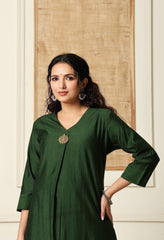Green Vertical Silk A-Line Kurta With Pants- Set of 2