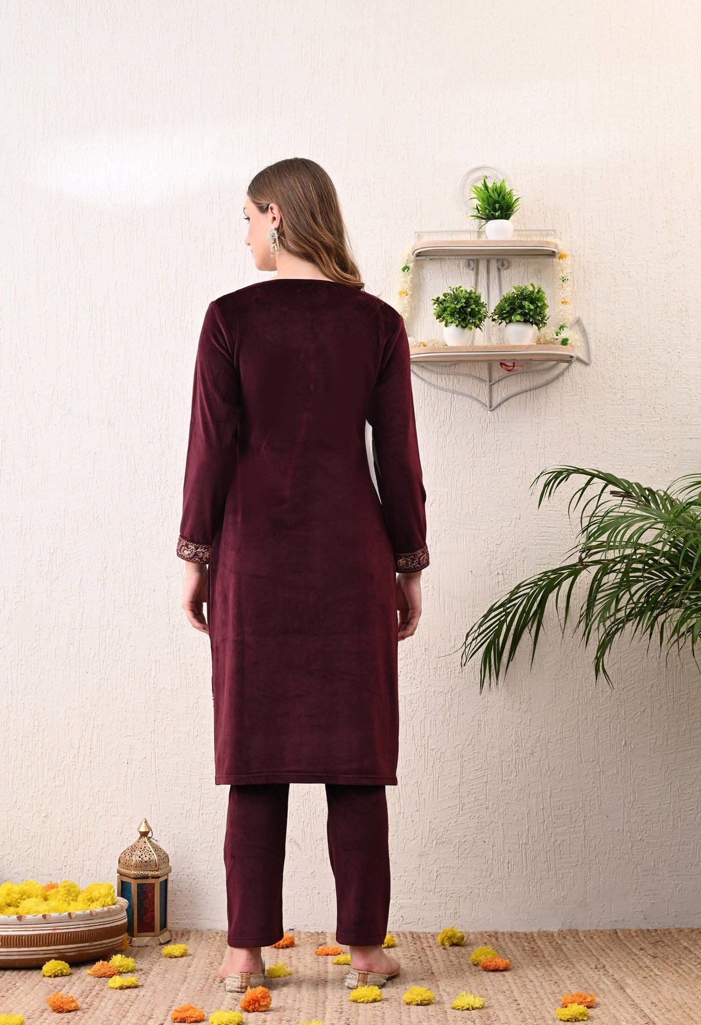 Elegant 3 - piece Pure Velvet Set - Fine Strings