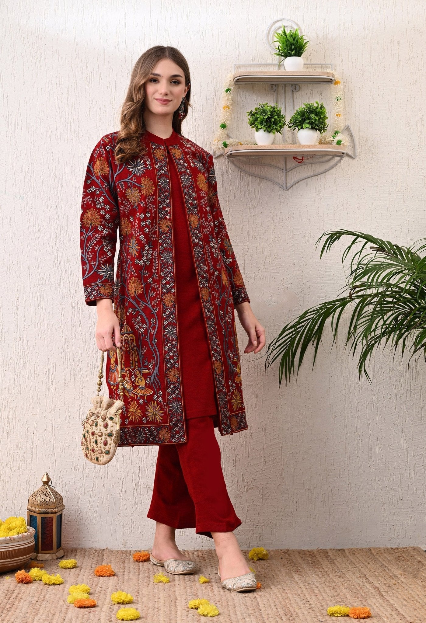 Elegant 3 - Piece Woolen Set - Fine Strings