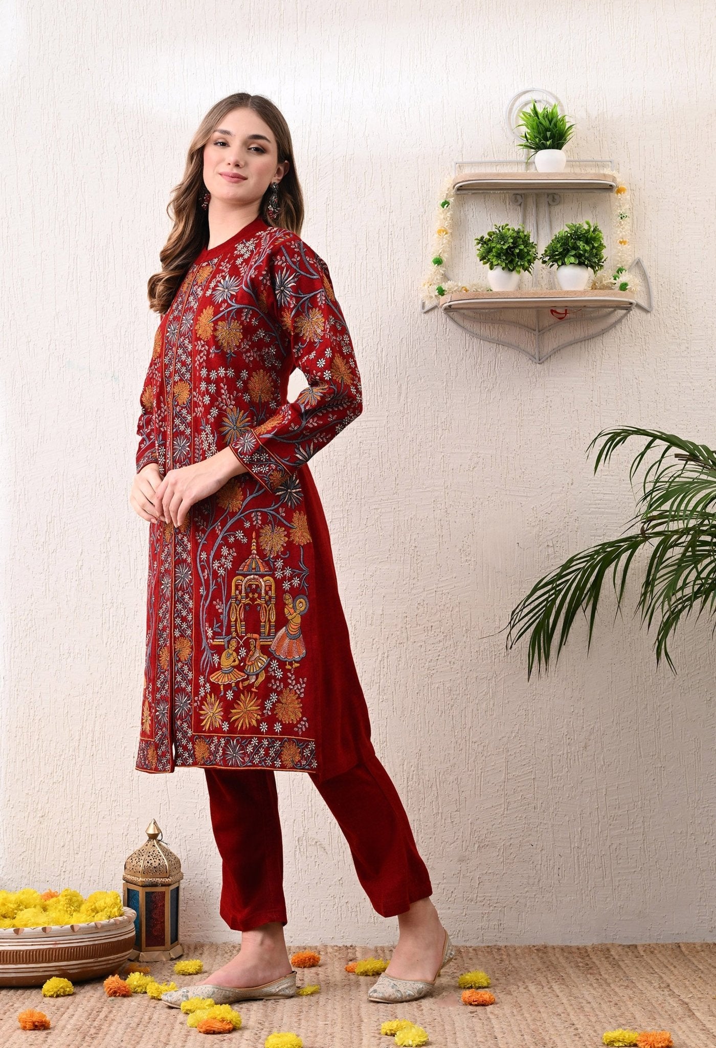 Elegant 3 - Piece Woolen Set - Fine Strings